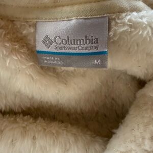 Columbia Soft Cream Fleece Outerwear